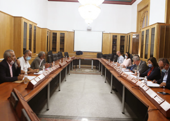 بدء جلسات العمل إعدادا لاتفاق شامل يغلقُ ملفّ عمال الحضائر